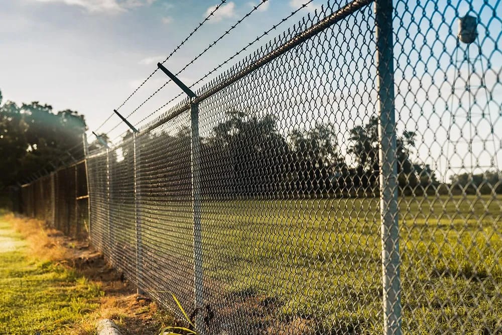 Security Chain Link — Chain Link Fences