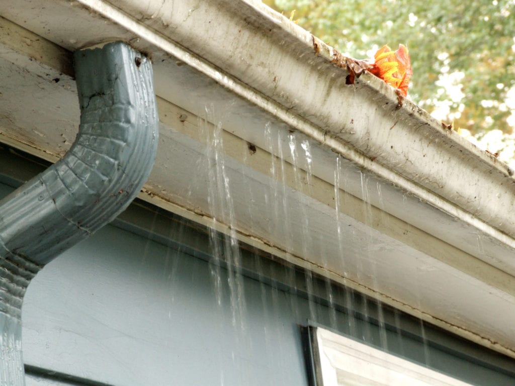 Deep Cleaning — Gutter Cleaning